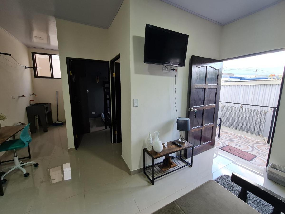 אלאג'ואלה Apartamentos Ave Del Paraiso מראה חיצוני תמונה