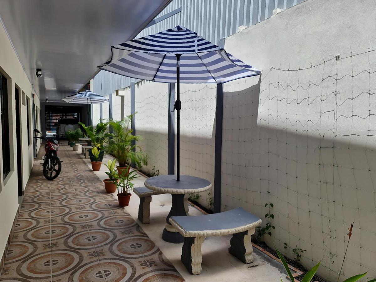 אלאג'ואלה Apartamentos Ave Del Paraiso מראה חיצוני תמונה